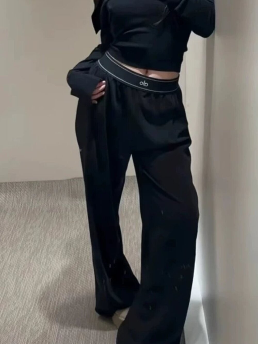 ALO Yoga Women's Black Suit Up Trouser (Regular)💯🖤 - Picture 1 of 9